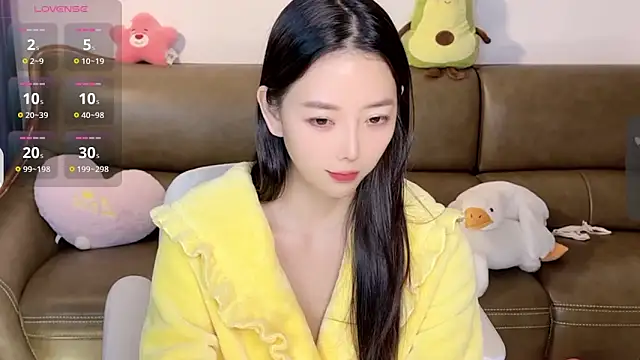 Yilin1999 online show from December 29, 5:44 pm