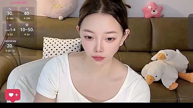Yilin1999 online show from July 21, 8:38 am