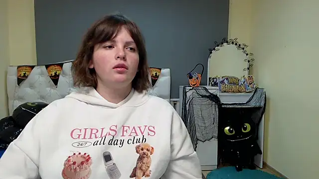 StaceyLex online show from October 19, 5:30 am