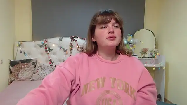 StaceyLex online show from April 12, 5:01 am