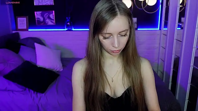 Snapshot of OliviaGentle chatting on January 6, 1:31 am OliviaGentle online show from January 6, 1:31 am