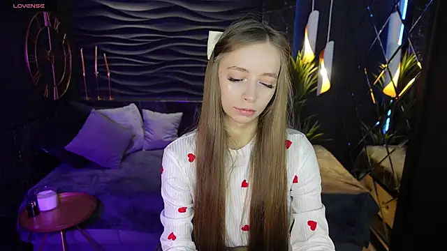 Snapshot of OliviaGentle chatting on January 18, 9:55 pm OliviaGentle online show from January 18, 9:55 pm