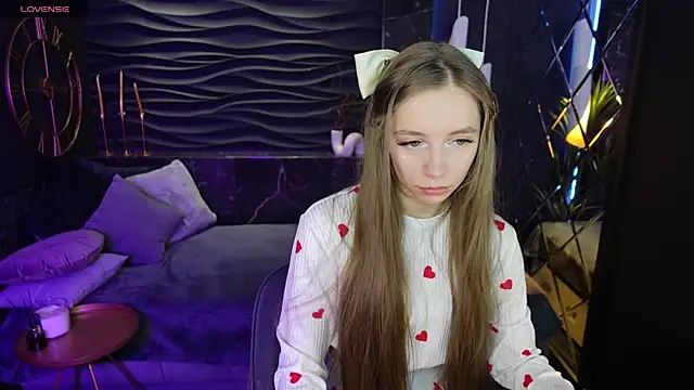 Snapshot of OliviaGentle chatting on January 19, 1:00 am OliviaGentle online show from January 19, 1:00 am