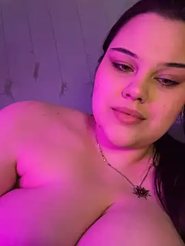 Snapshot of 31MoonLight13 chatting on February 21, 10:04 pm 31MoonLight13 online show from February 21, 10:04 pm