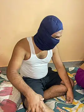 Snapshot of mickey_love chatting on January 27, 8:29 am mickey love online show from January 27, 8:29 am