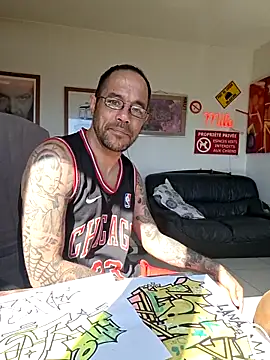 mileflav0r online show from May 27, 8:11 am