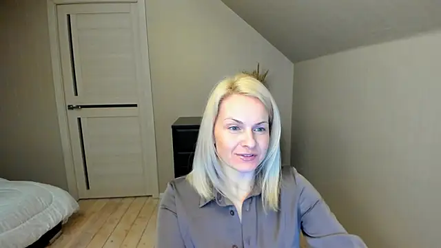 Alicee Gracee online show from February 16, 6:54 pm