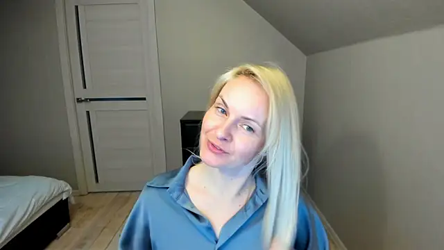 Alicee Gracee online show from March 13, 2:55 pm