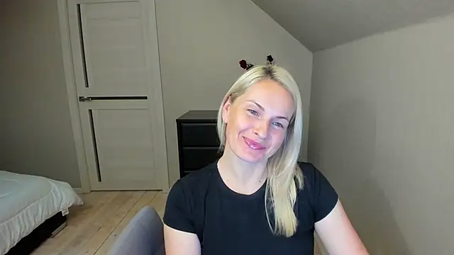 Alicee Gracee online show from September 29, 9:19 pm