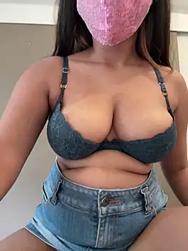 ScarletAss online show from June 15, 2:30 pm