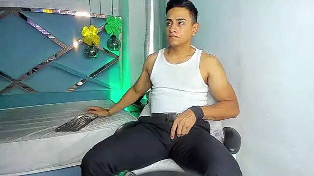 Lucii fer  online show from March 17, 1:36 pm