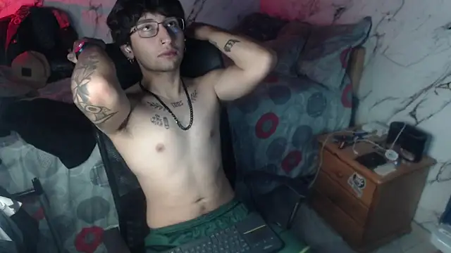 Dereck Dickson online show from April 11, 7:45 am