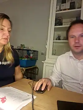 Snapshot of CoupleKitty chatting on October 22, 6:29 pm CoupleKitty online show from October 22, 6:29 pm