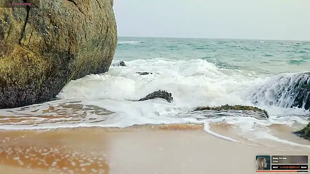 Snapshot of _sex_in_paradise_ chatting on October 20, 12:33 am sex in paradise online show from October 20, 12:33 am