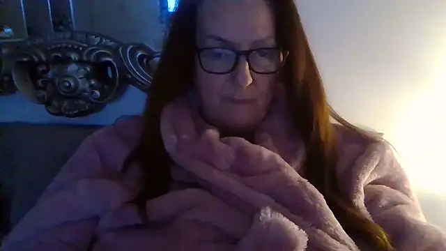 Snapshot of Tillieuk chatting on February 4, 8:36 pm Tillieuk online show from February 4, 8:36 pm