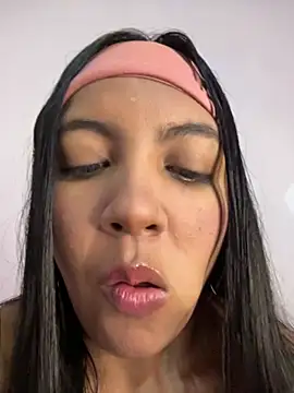 Snapshot of nicole_fisherr chatting on June 15, 2:14 am nicole fisherr online show from June 15, 2:14 am