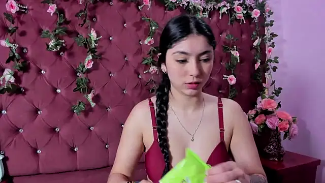 Lucy Anall  online show from June 2, 9:39 pm