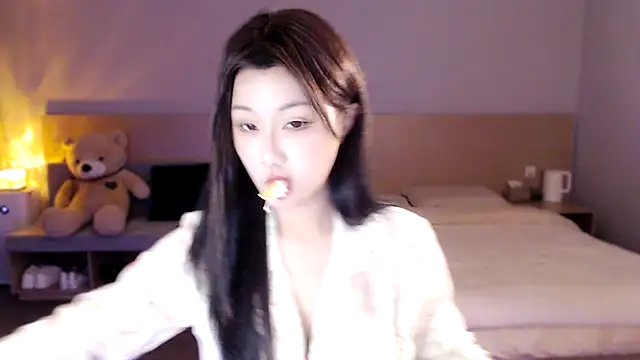 Lucky-baby online show from December 14, 3:25 pm