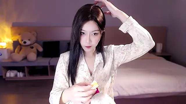 Lucky-baby online show from December 15, 2:48 pm