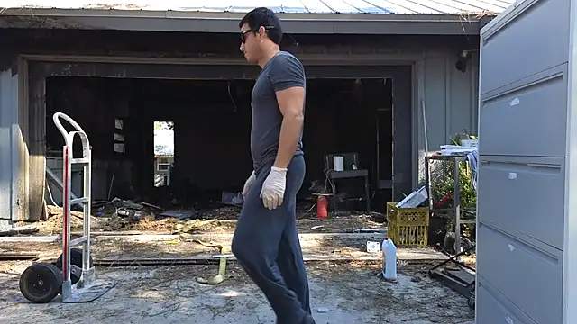 Snapshot of Steamjock_ chatting on February 4, 7:11 pm Steamjock online show from February 4, 7:11 pm