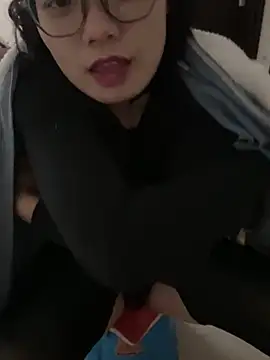 Bella0815 online show from December 22, 7:33 am