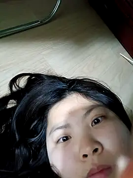 hello098712 online show from March 5, 3:07 pm