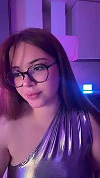 CutiePie3 online show from April 10, 8:35 pm