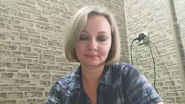 EdithManning online show from January 22, 6:10 am