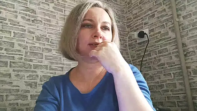 EdithManning online show from February 10, 6:20 am