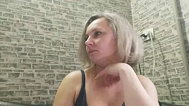 EdithManning online show from March 17, 12:57 pm