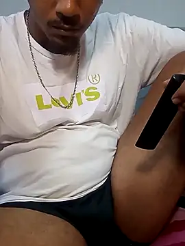 Snapshot of gugao666 chatting on December 5, 9:17 pm gugao666 online show from December 5, 9:17 pm