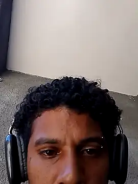 Snapshot of gugao666 chatting on February 17, 3:53 pm gugao666 online show from February 17, 3:53 pm