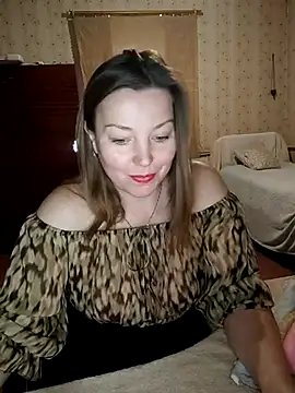 Snapshot of VselenaSun402 chatting on October 24, 10:11 am VselenaSun402 online show from October 24, 10:11 am