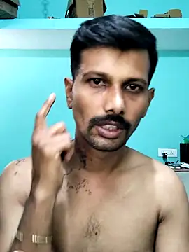 Snapshot of Tamildickxxx chatting on December 10, 3:52 am Tamildickxxx online show from December 10, 3:52 am