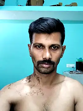 Snapshot of Tamildickxxx chatting on December 11, 3:45 am Tamildickxxx online show from December 11, 3:45 am