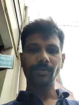 Snapshot of Tamildickxxx chatting on December 14, 5:18 am Tamildickxxx online show from December 14, 5:18 am