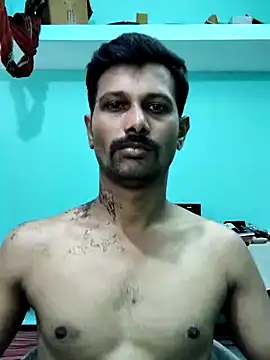 Snapshot of Tamildickxxx chatting on December 21, 3:36 am Tamildickxxx online show from December 21, 3:36 am