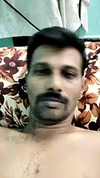 Snapshot of Tamildickxxx chatting on December 23, 12:19 pm Tamildickxxx online show from December 23, 12:19 pm