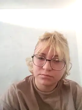 iDogrose21 online show from December 20, 3:52 pm