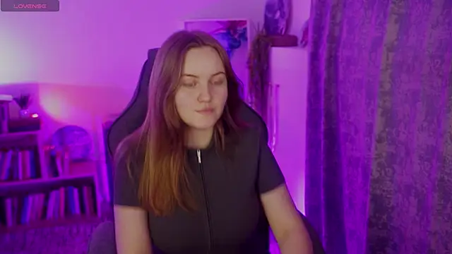 KellyPoter online show from September 29, 9:03 am