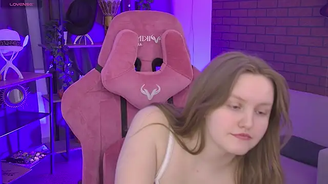 KellyPoter online show from February 4, 12:11 pm