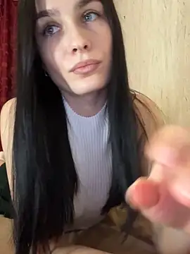 Snapshot of SpecialLina chatting on February 4, 2:43 pm SpecialLina online show from February 4, 2:43 pm