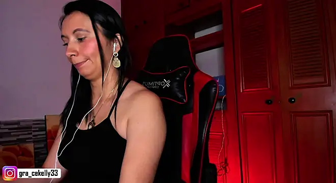 Snapshot of gracekelly12 chatting on December 4, 9:46 pm gracekelly12 online show from December 4, 9:46 pm