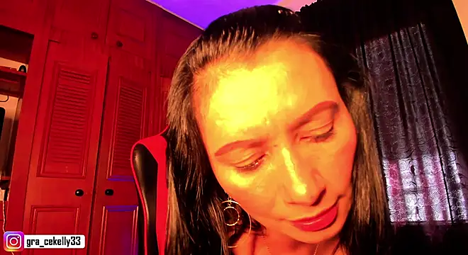 Snapshot of gracekelly12 chatting on January 2, 7:07 pm gracekelly12 online show from January 2, 7:07 pm