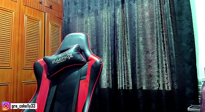 Snapshot of gracekelly12 chatting on January 8, 7:13 pm gracekelly12 online show from January 8, 7:13 pm