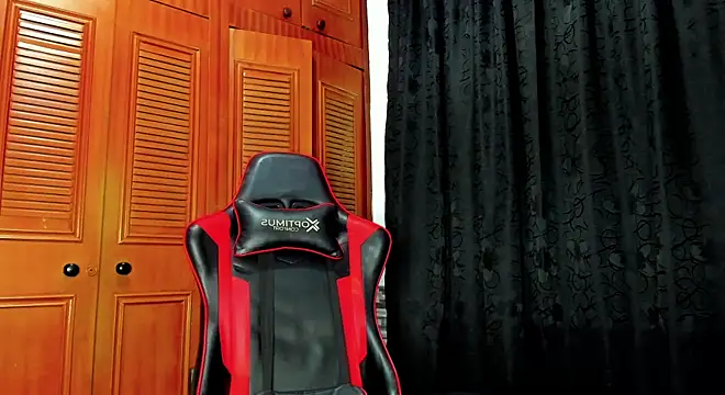 Snapshot of gracekelly12 chatting on January 10, 10:36 pm gracekelly12 online show from January 10, 10:36 pm