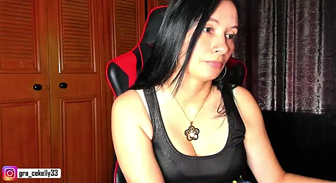 Snapshot of gracekelly12 chatting on January 19, 4:04 pm gracekelly12 online show from January 19, 4:04 pm