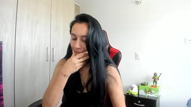 Snapshot of gracekelly12 chatting on September 13, 2:17 pm gracekelly12 online show from September 13, 2:17 pm