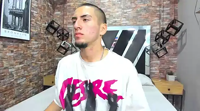 Snapshot of King_Dante_ chatting on January 7, 8:21 pm King Dante online show from January 7, 8:21 pm