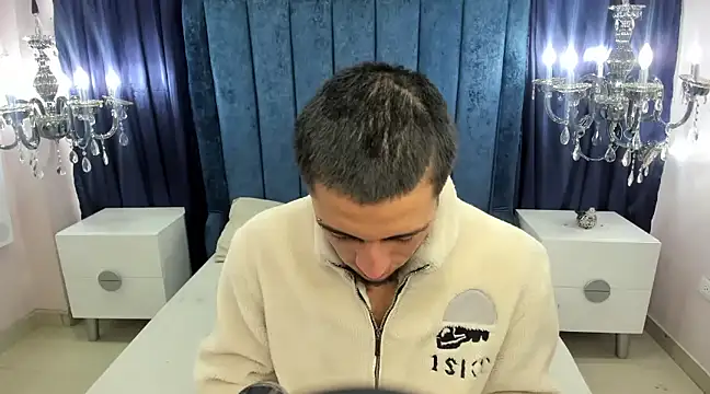 Snapshot of King_Dante_ chatting on February 4, 8:38 pm King Dante online show from February 4, 8:38 pm